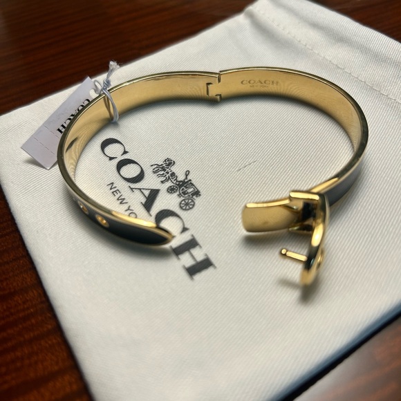 COACH hinged buckle bangle NWT - Picture 4 of 10
